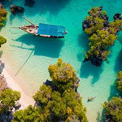 Blue Lagoon Tansania